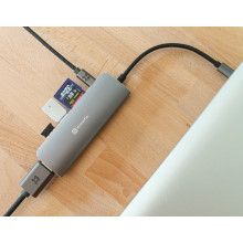XtremeMac USB C Hub